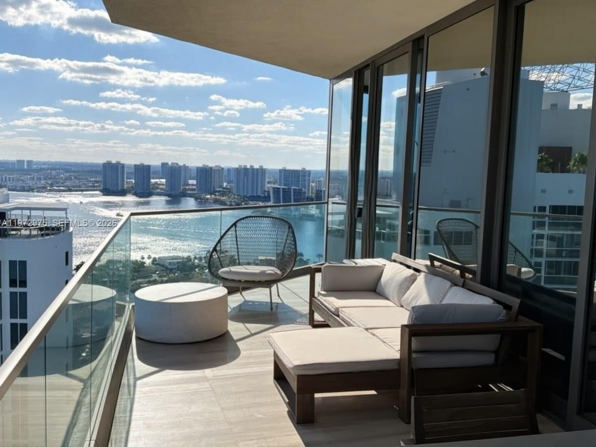 18975 Collins Ave #3004 Sunny Isles Beach, FL 33160