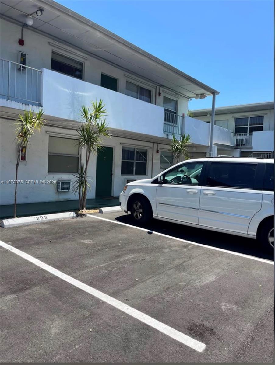 3211 SW 44th St #117