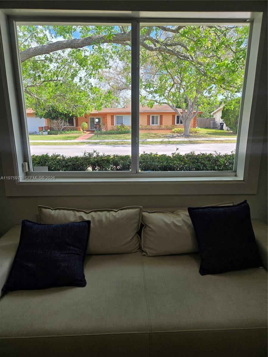 8620 SW 85th Ave Miami, FL 33143