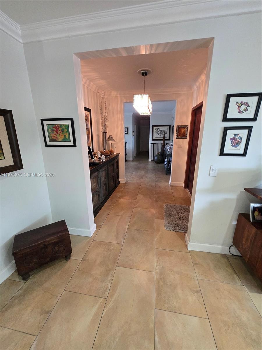 8620 SW 85th Ave Miami, FL 33143