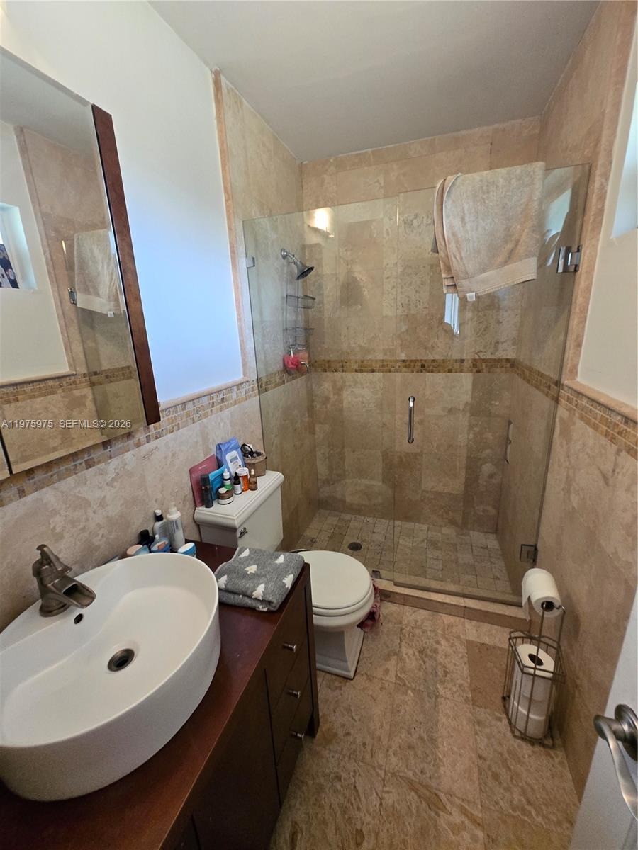 8620 SW 85th Ave Miami, FL 33143