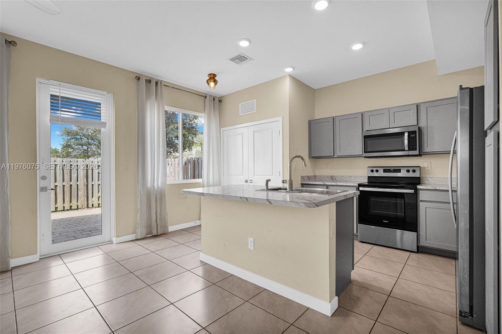 20894 NW 13th Ct Miami Gardens, FL 33169