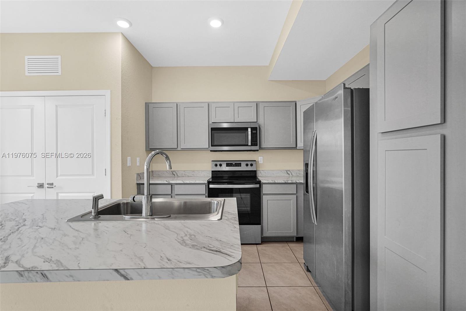 20894 NW 13th Ct Miami Gardens, FL 33169