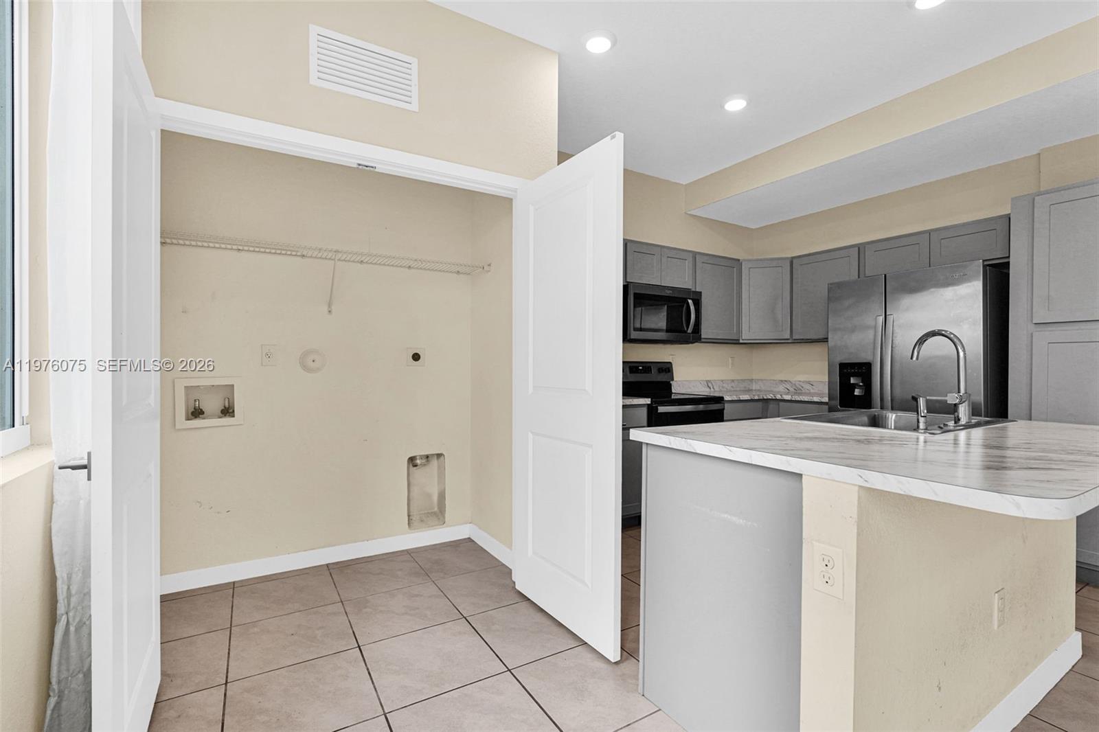 20894 NW 13th Ct Miami Gardens, FL 33169