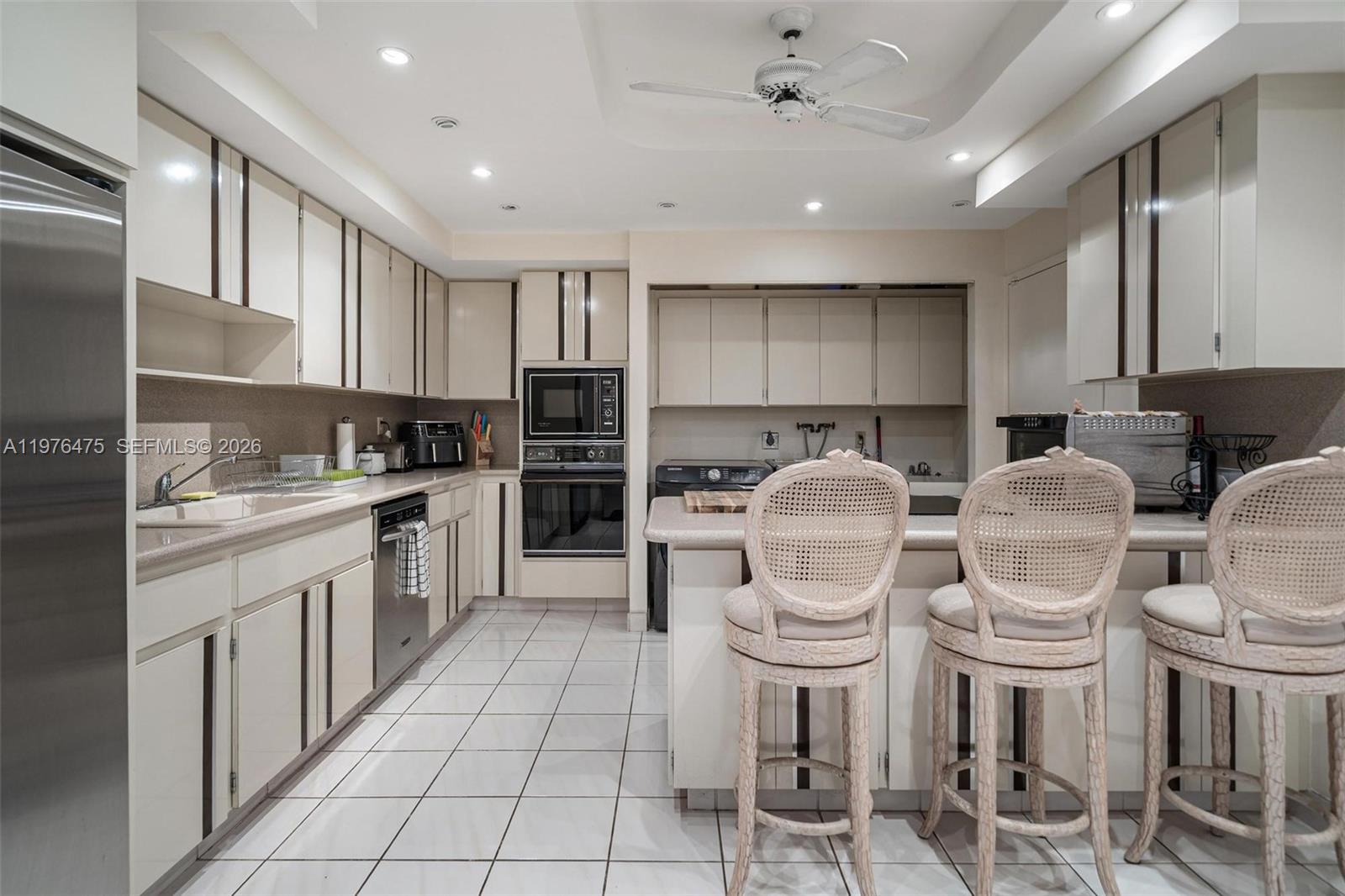 10155 Collins Ave #1704 Bal Harbour, FL 33154