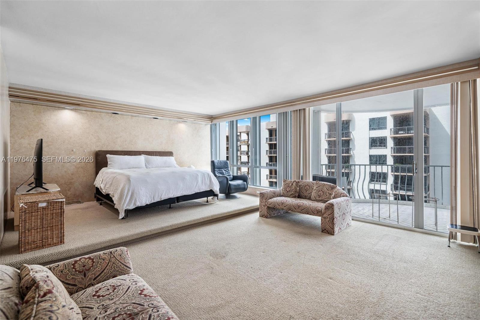 10155 Collins Ave #1704 Bal Harbour, FL 33154