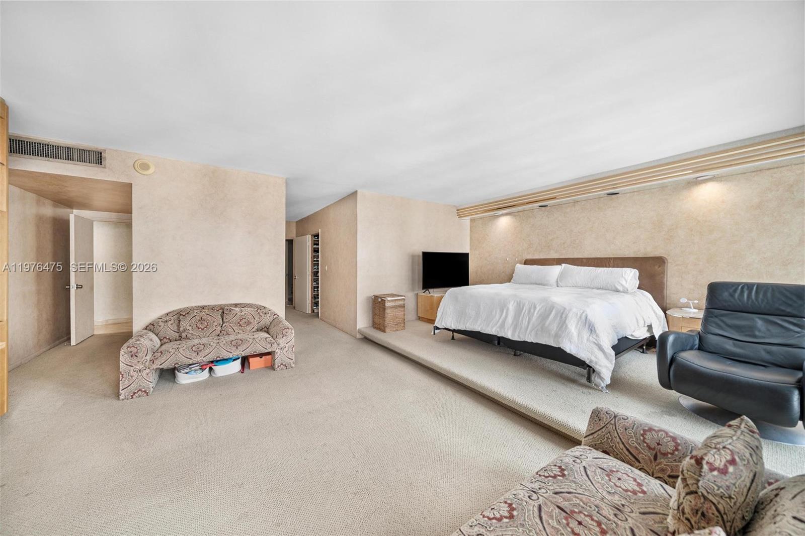 10155 Collins Ave #1704 Bal Harbour, FL 33154