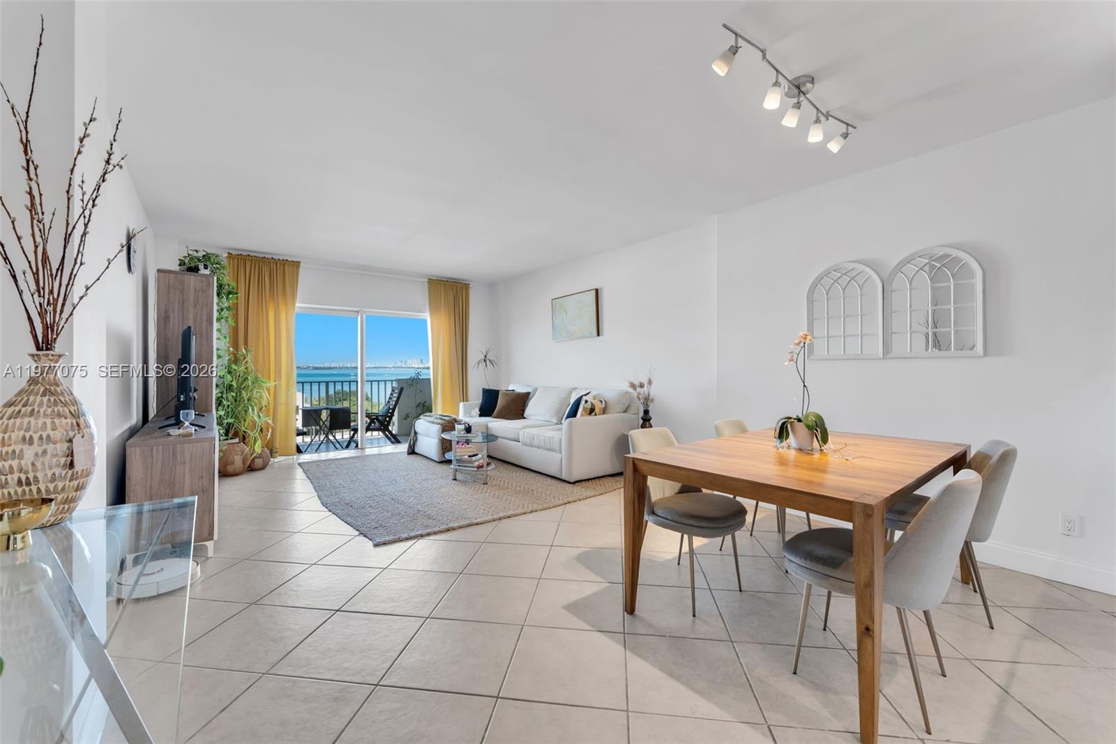 1455 N Treasure Dr #PH-G North Bay Village, FL 33141