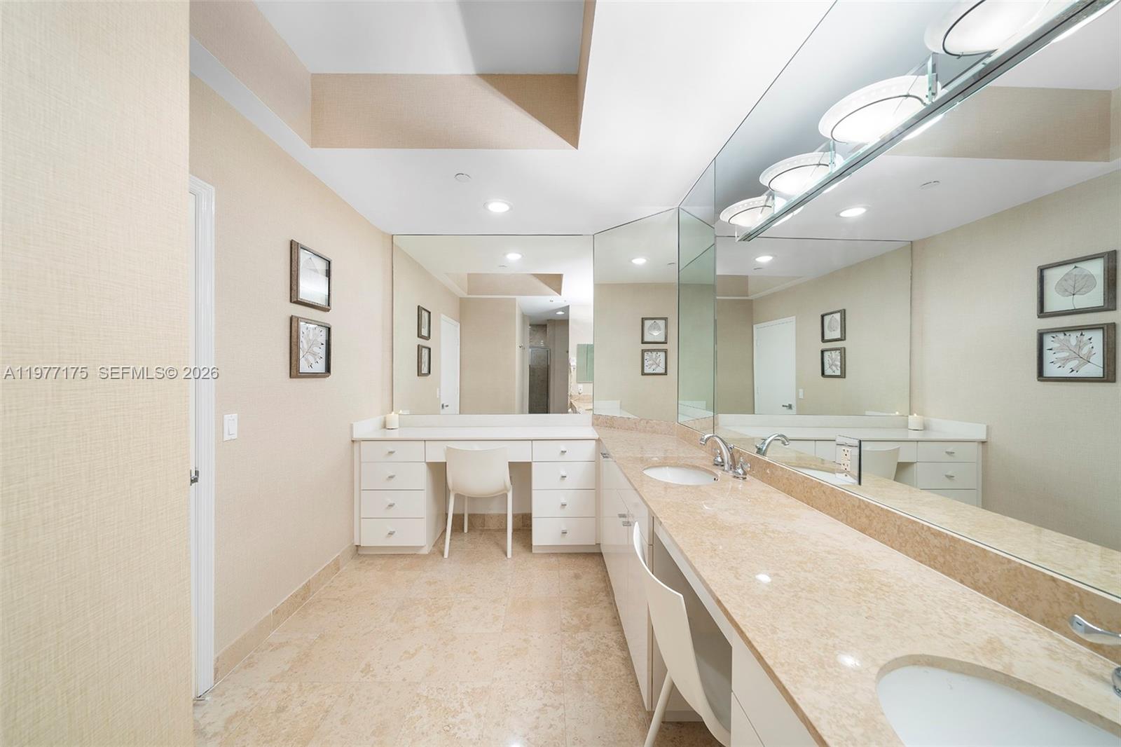 image Green Diamond8