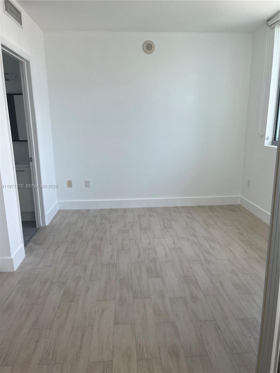 92 SW 3rd St #1801 Miami, FL 33130