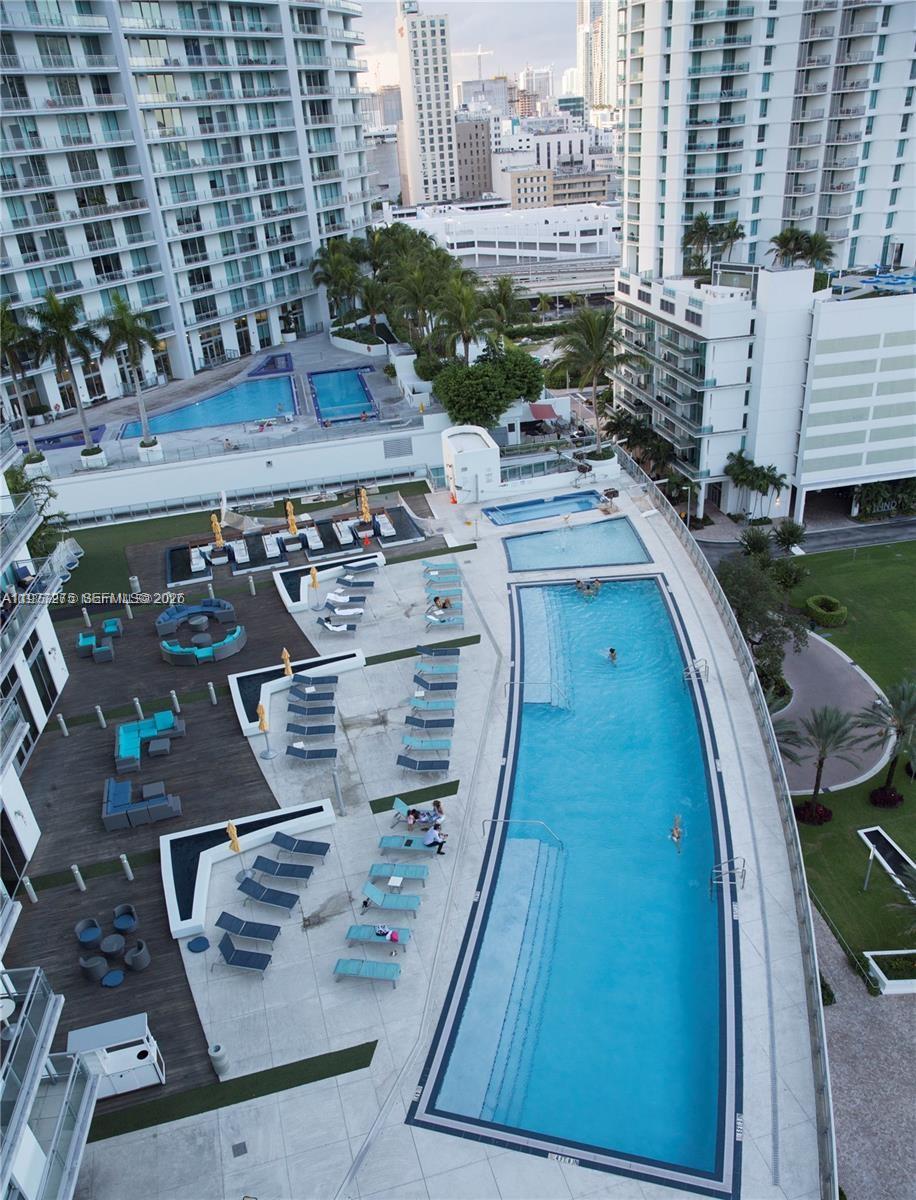 92 SW 3rd St #1801 Miami, FL 33130