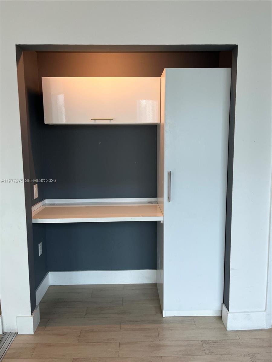 92 SW 3rd St #1801 Miami, FL 33130