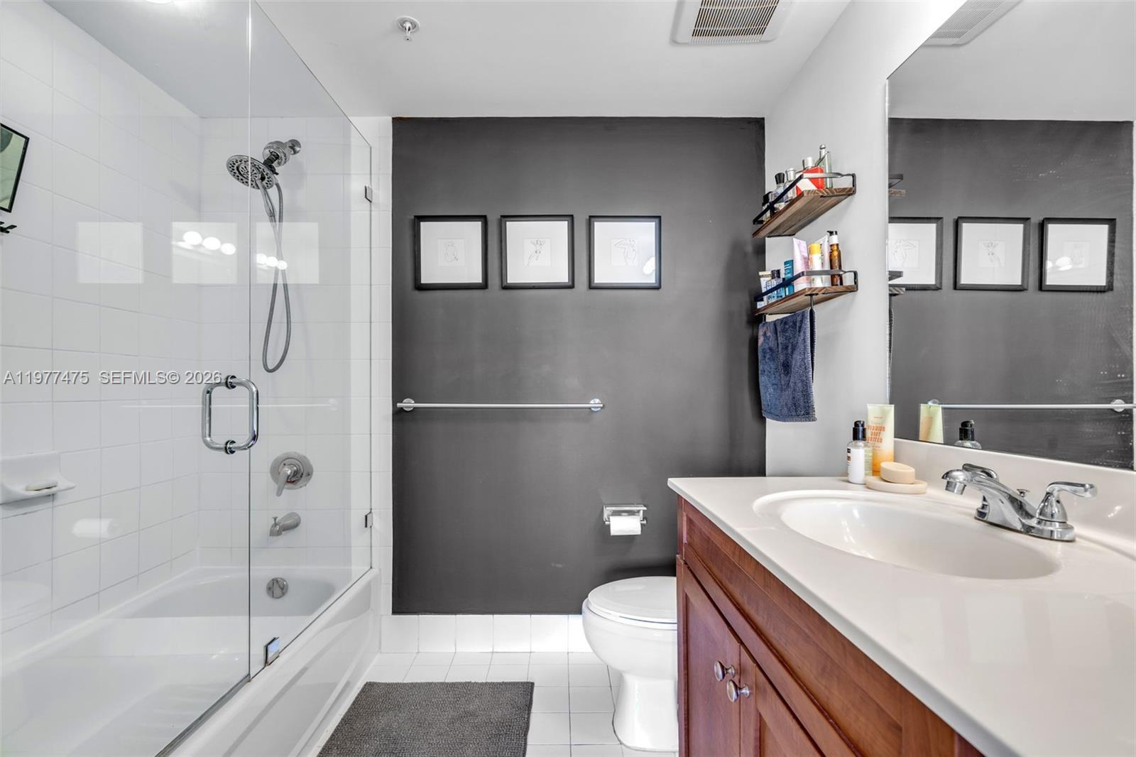 36 NW 6th Ave #TS-8 Miami, FL 33128