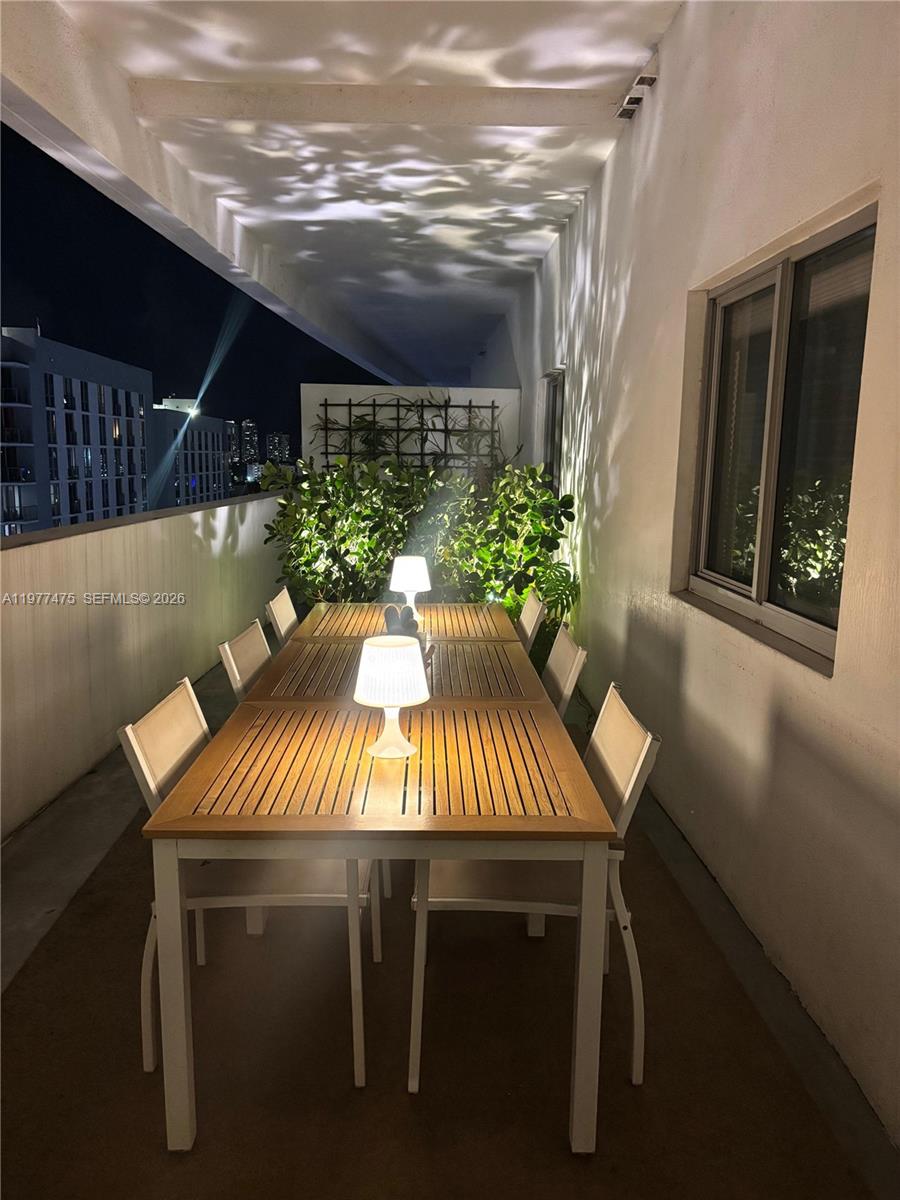 36 NW 6th Ave #TS-8 Miami, FL 33128