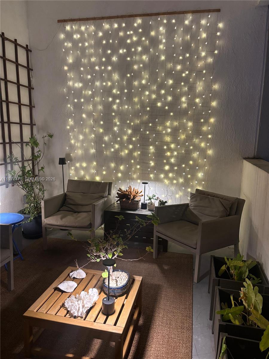 36 NW 6th Ave #TS-8 Miami, FL 33128