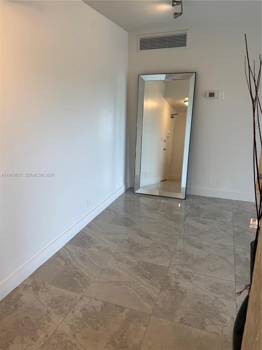 880 NE 69th St #5Q Miami, FL 33138