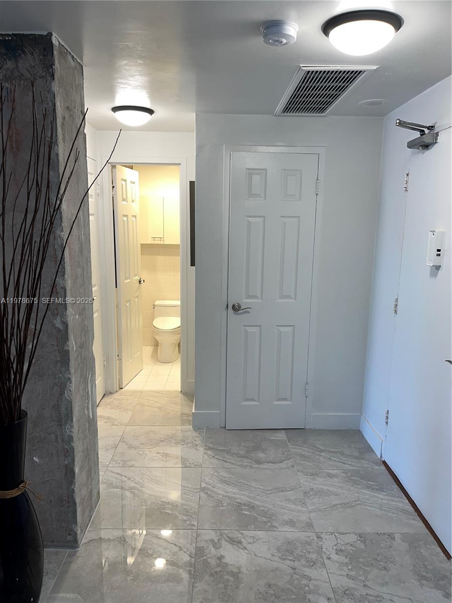 880 NE 69th St #5Q Miami, FL 33138