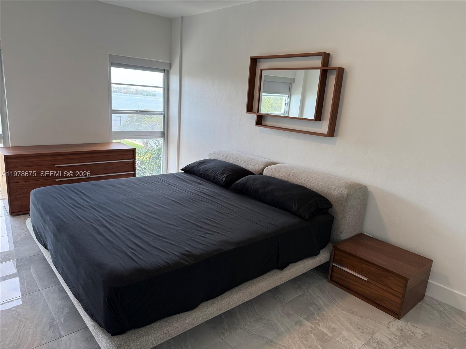 880 NE 69th St #5Q Miami, FL 33138