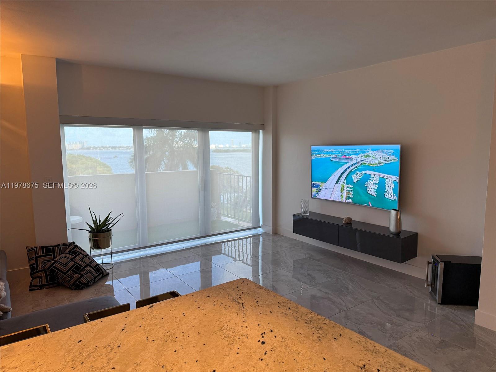 880 NE 69th St #5Q Miami, FL 33138