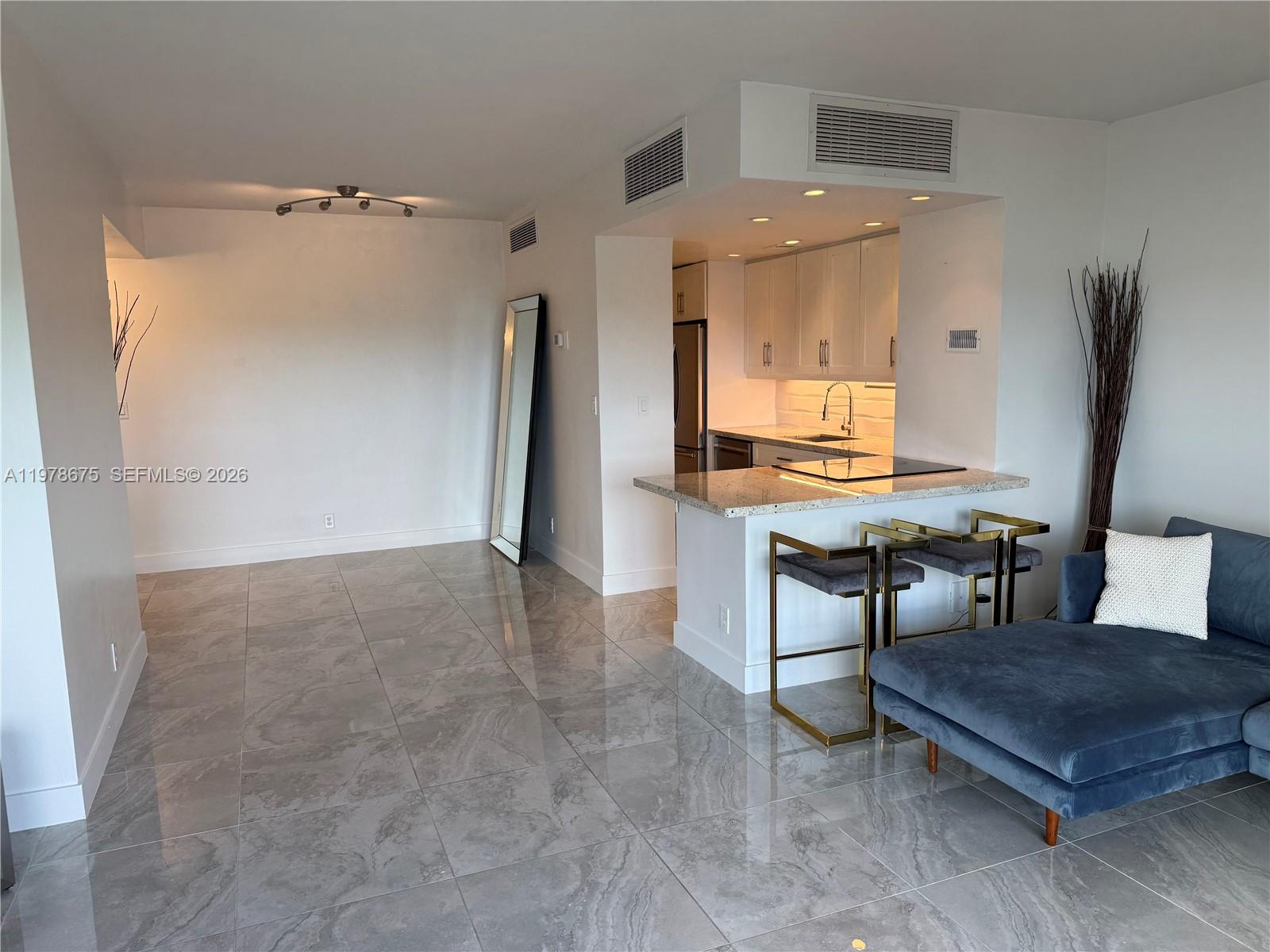 880 NE 69th St #5Q Miami, FL 33138