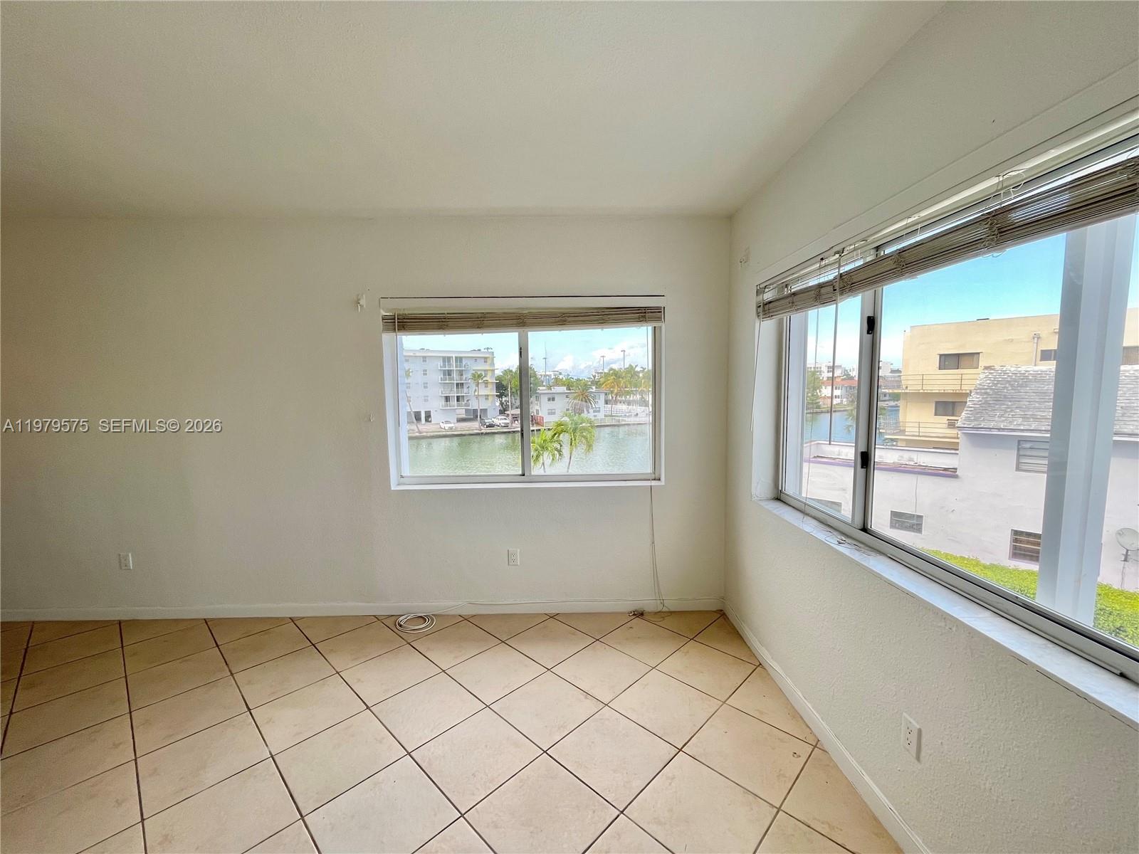 1185 Marseille Dr #309 Miami Beach, FL 33141