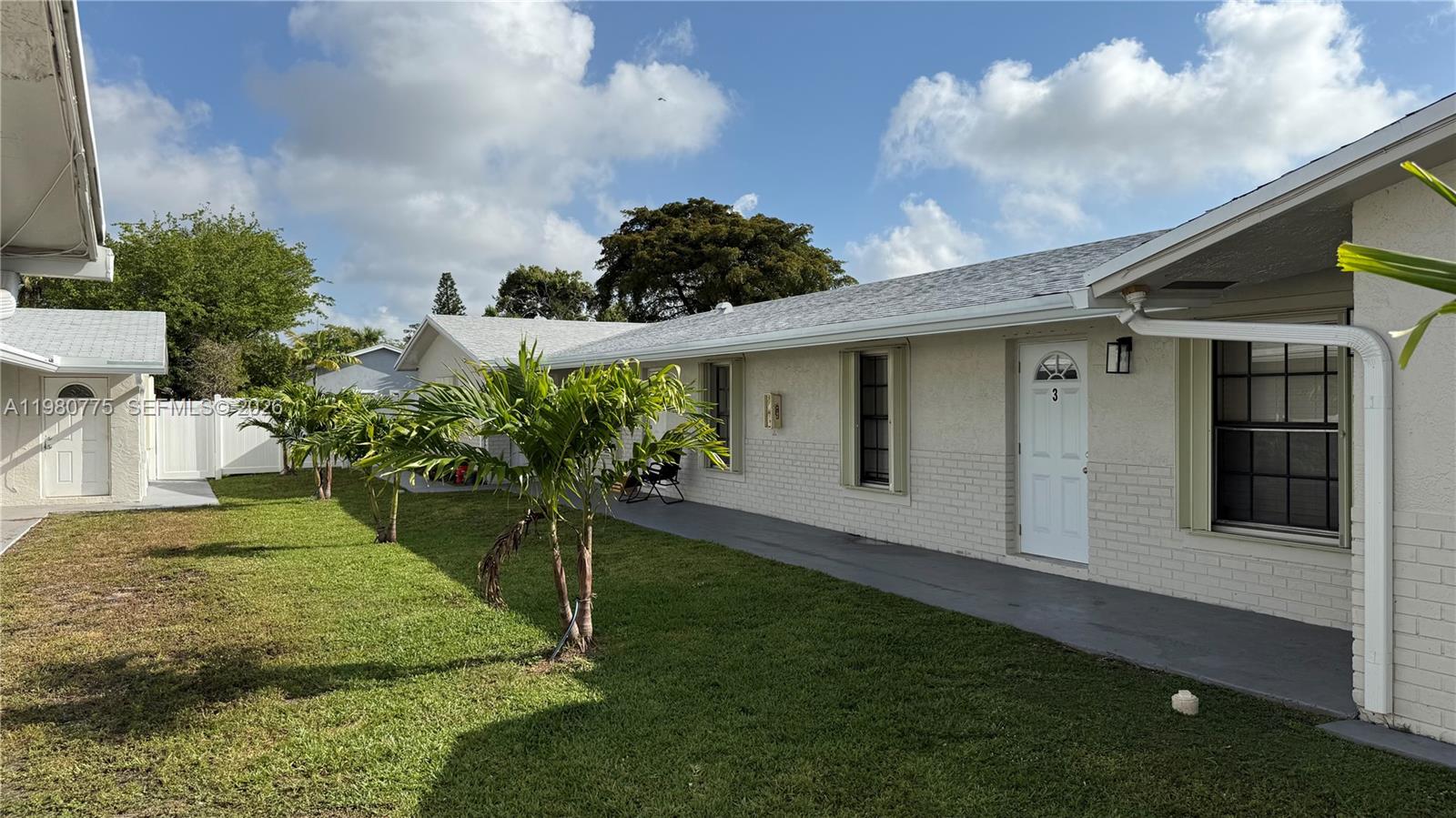 220 NW 12th St Pompano Beach, FL 33060