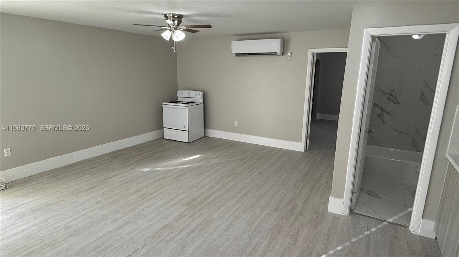 220 NW 12th St Pompano Beach, FL 33060