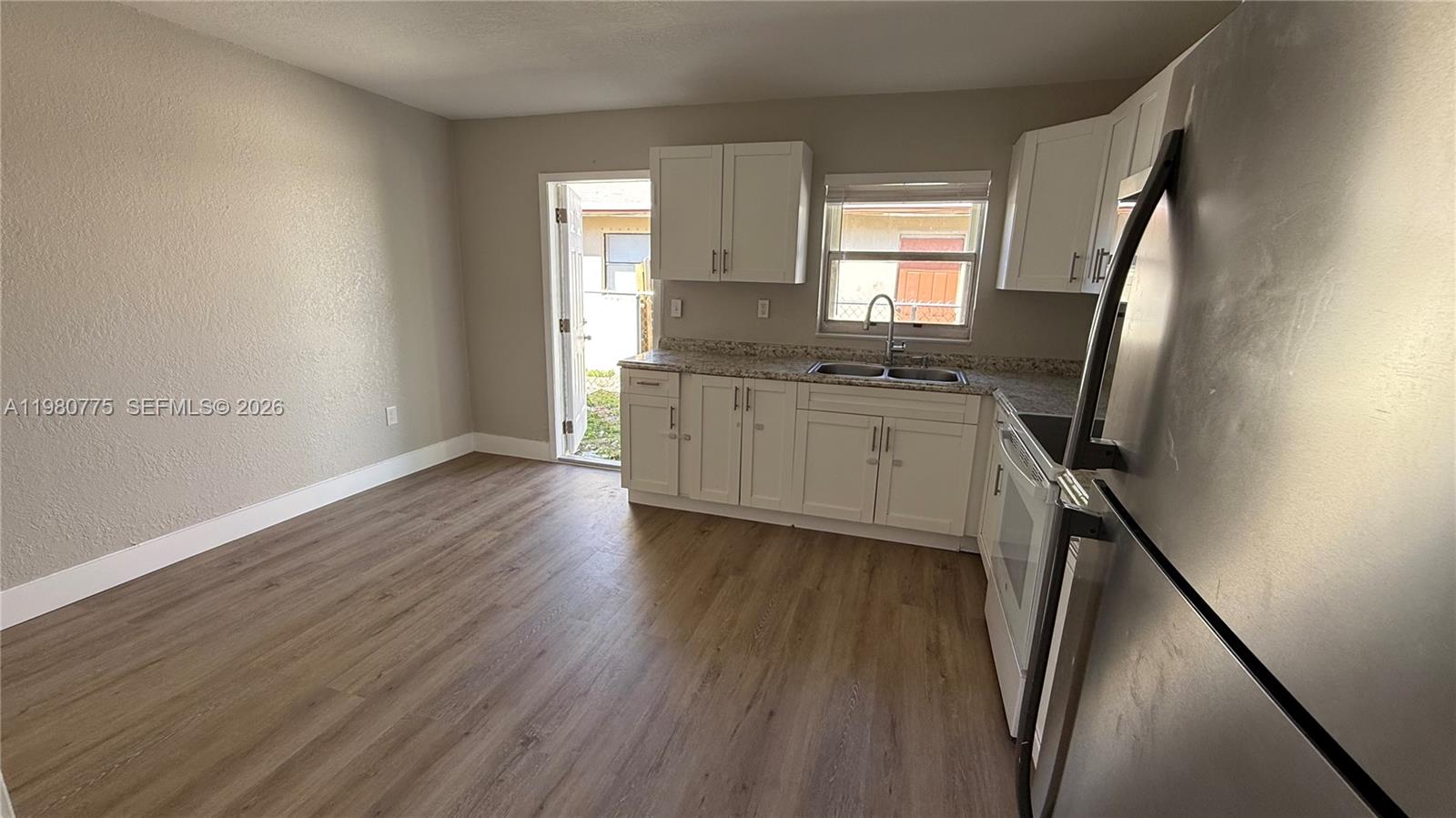 220 NW 12th St Pompano Beach, FL 33060