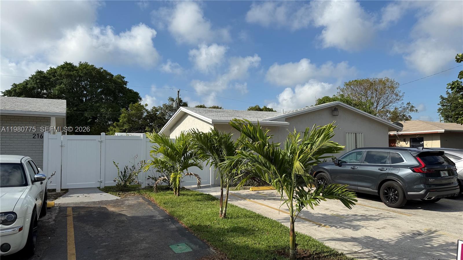 220 NW 12th St Pompano Beach, FL 33060