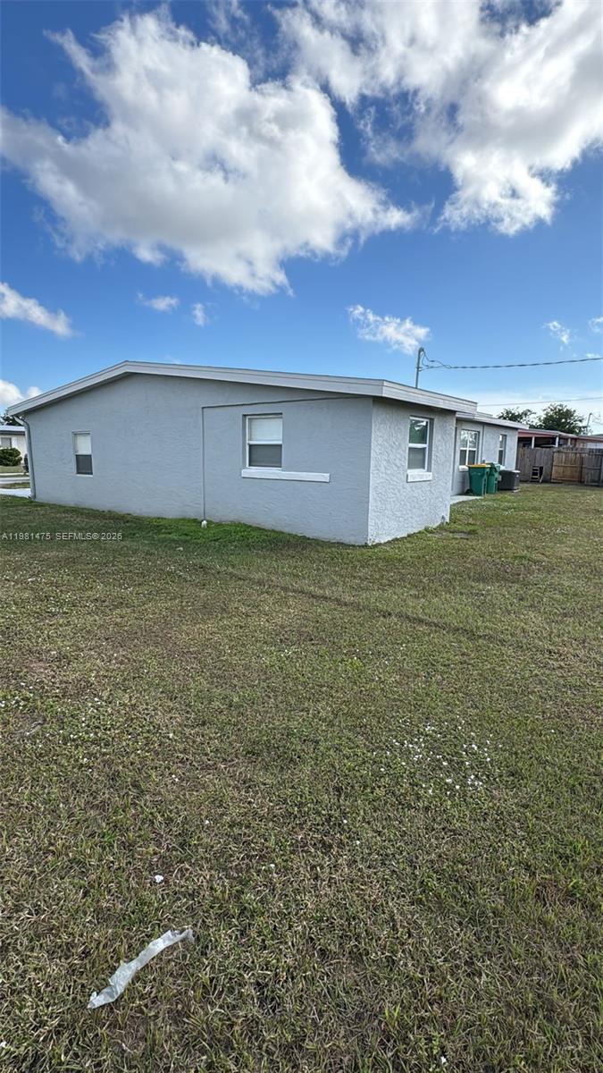 570 Dalton Blvd Port Charlotte, FL 33952