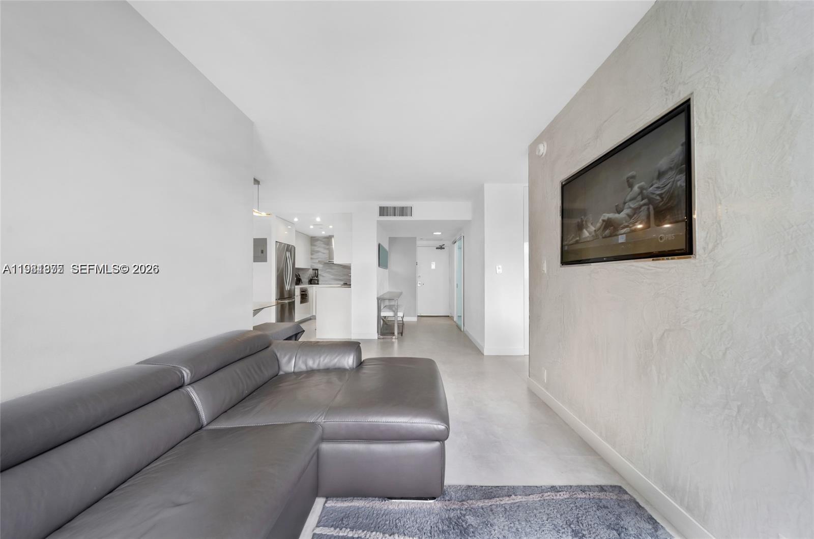 1200 West Ave #414 Miami Beach, FL 33139