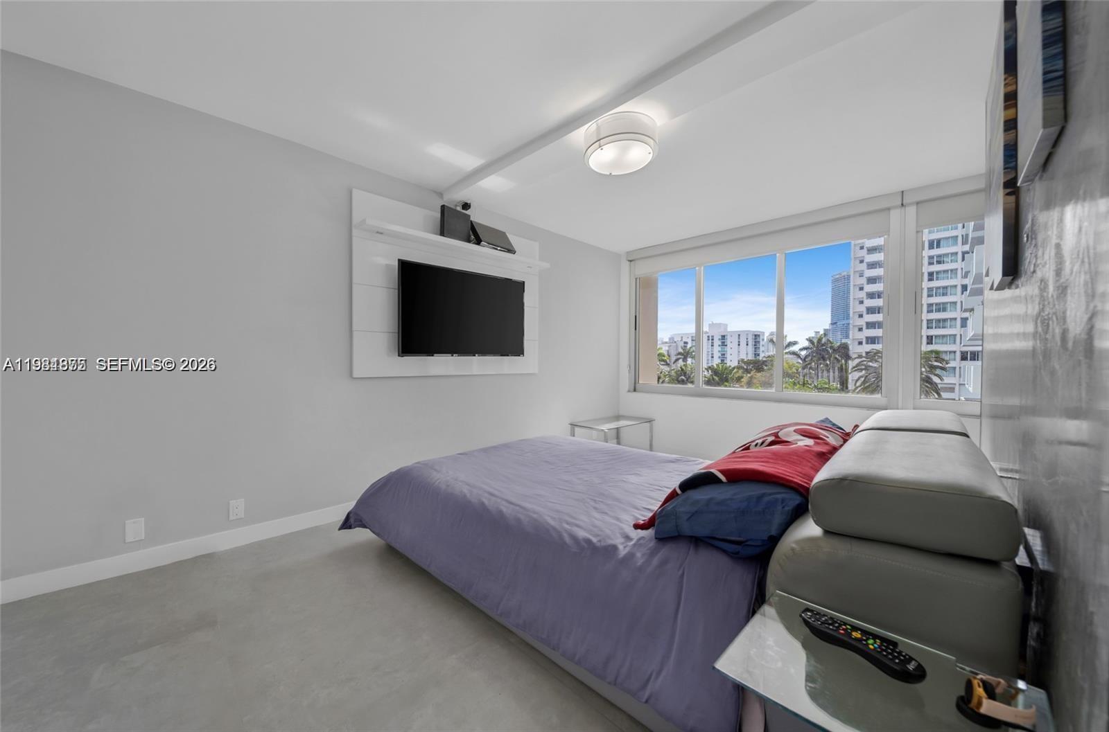 1200 West Ave #414 Miami Beach, FL 33139