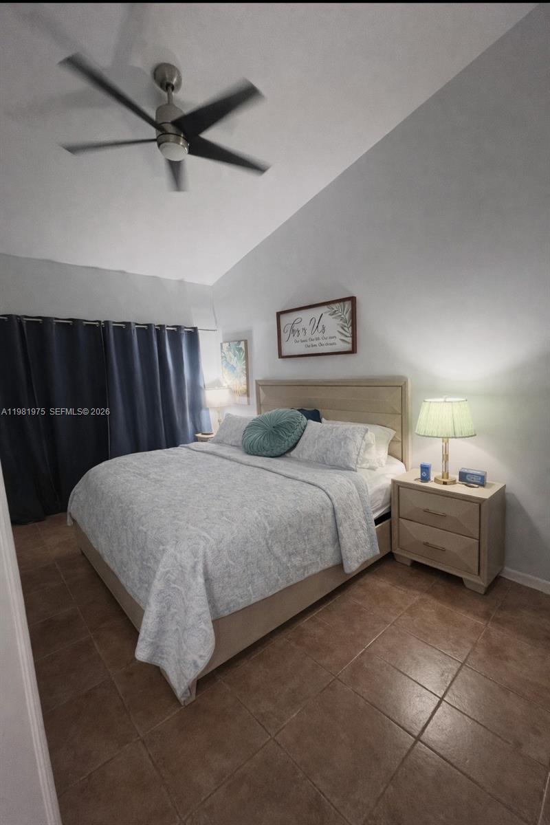 1021 NW 79th Ave Plantation, FL 33322