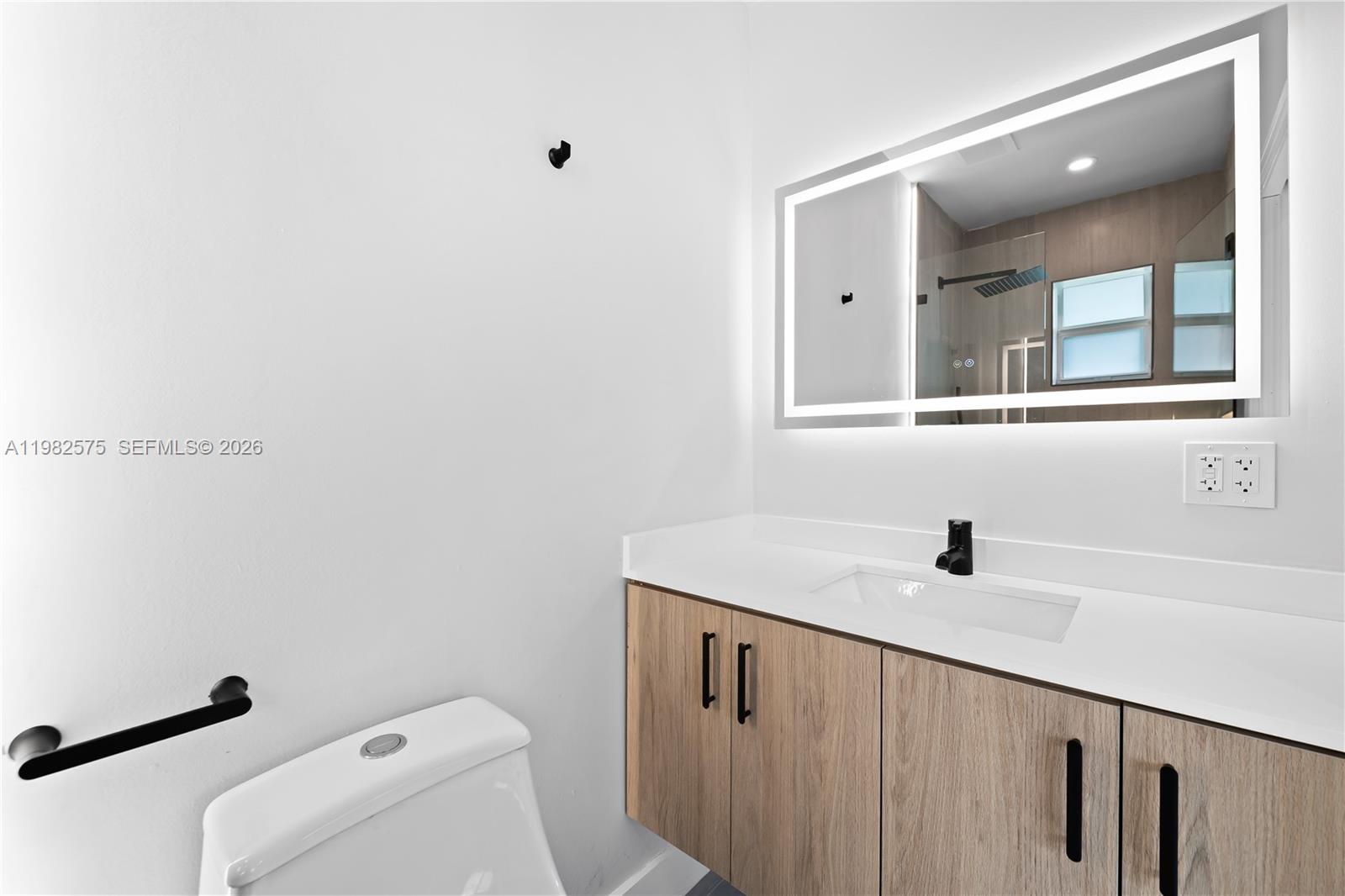 8560 SW 126th Ter Miami, FL 33156