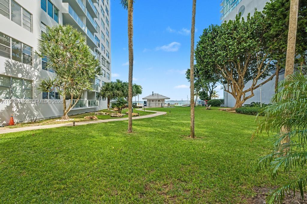 3301 NE 5th Ave #PH06 Miami, FL 33137