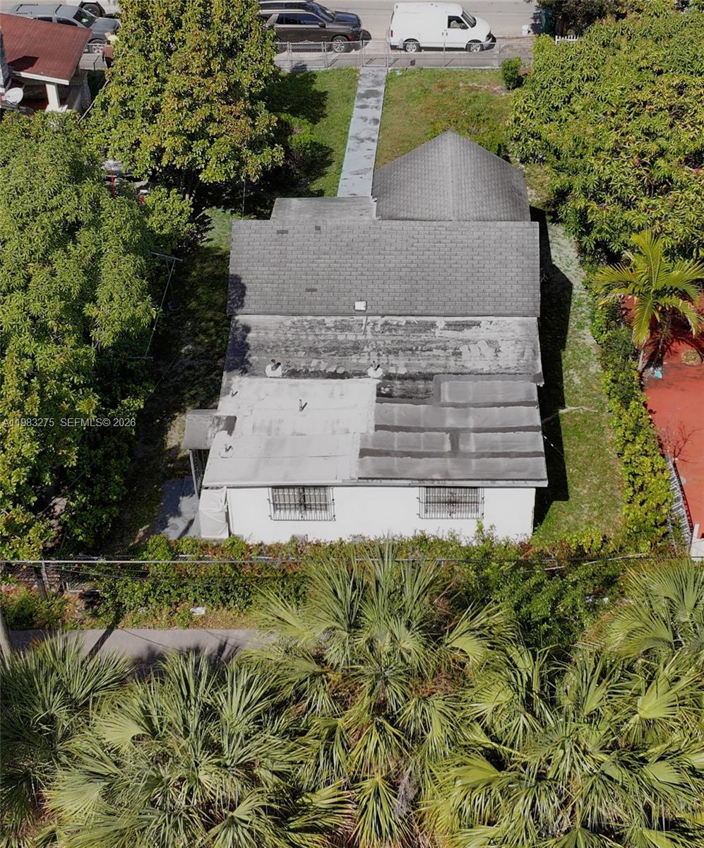 246 NW 39th St Miami, FL 33127