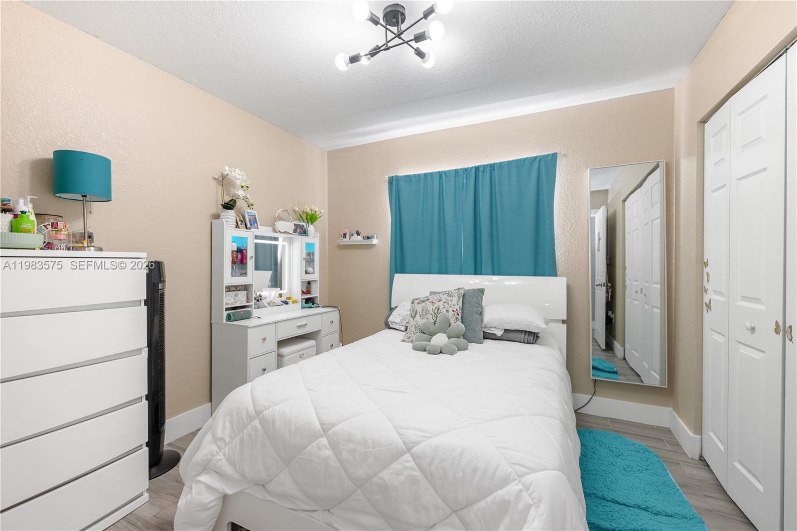 2419 NW 101st St Miami, FL 33147