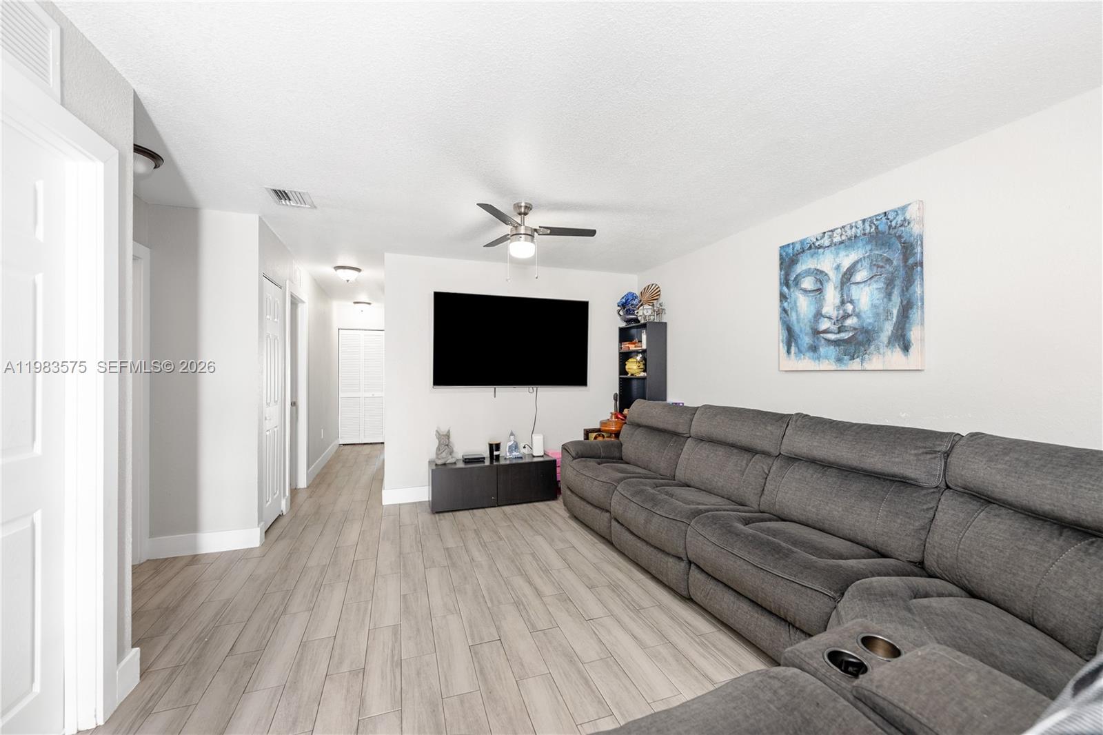 2419 NW 101st St Miami, FL 33147