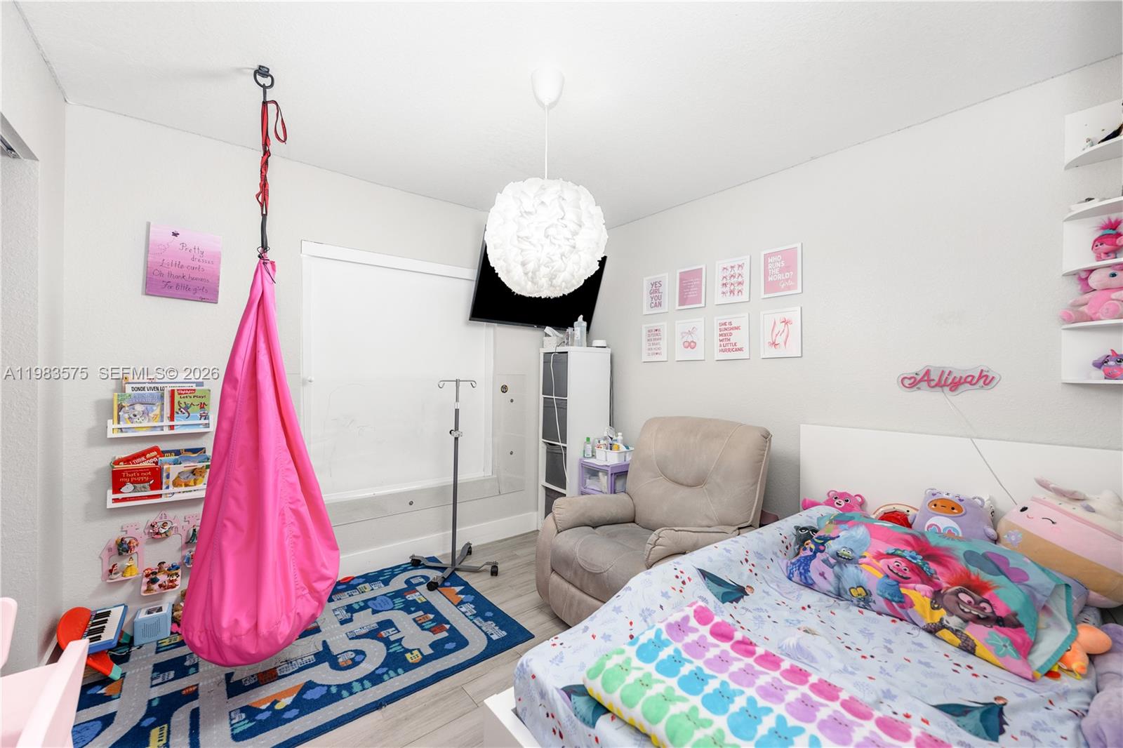 2419 NW 101st St Miami, FL 33147