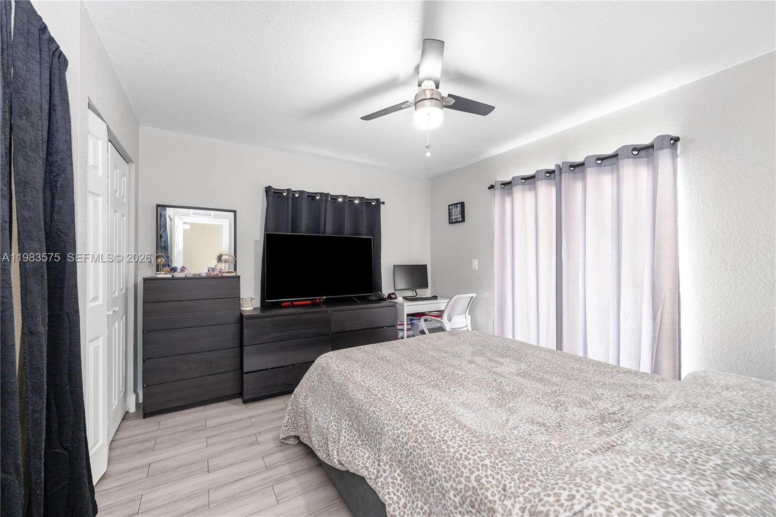 2419 NW 101st St Miami, FL 33147