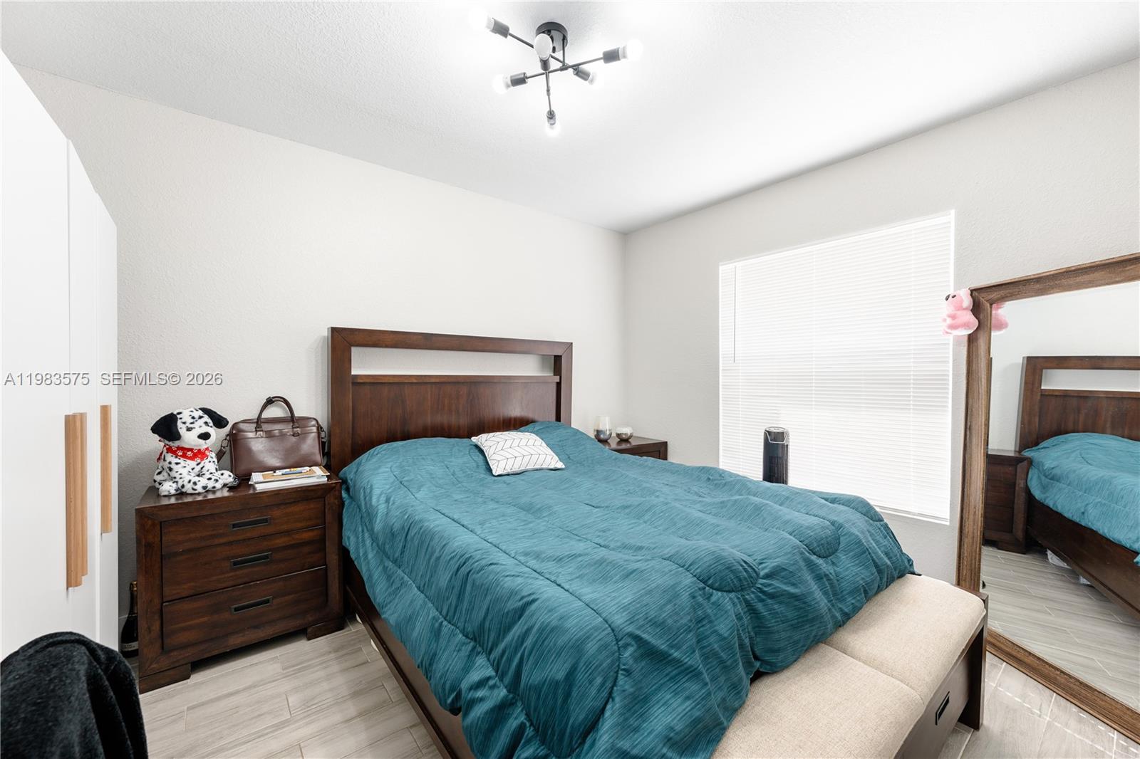 2419 NW 101st St Miami, FL 33147