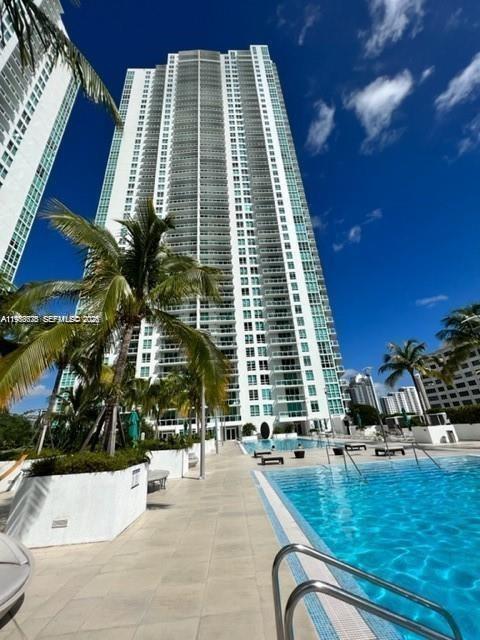 950 Brickell Bay Dr #4100 Miami, FL 33131
