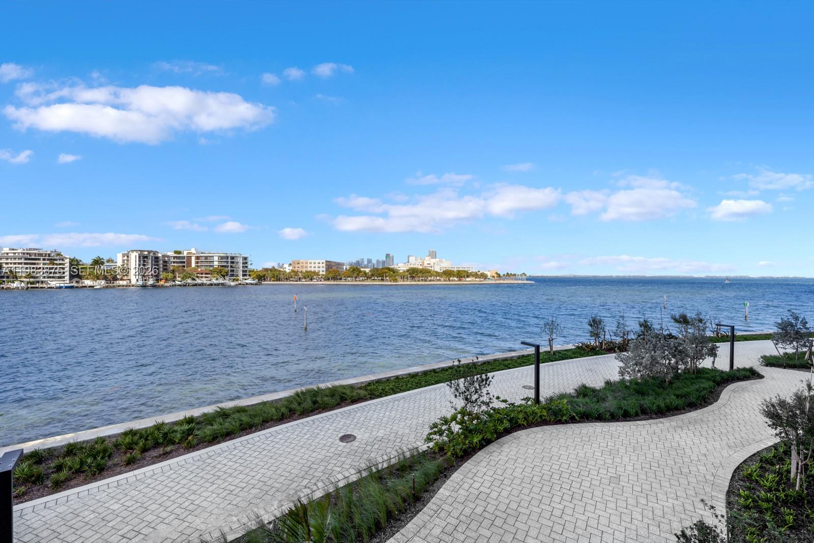 5 Grove Isle Dr #L205 Miami, FL 33133