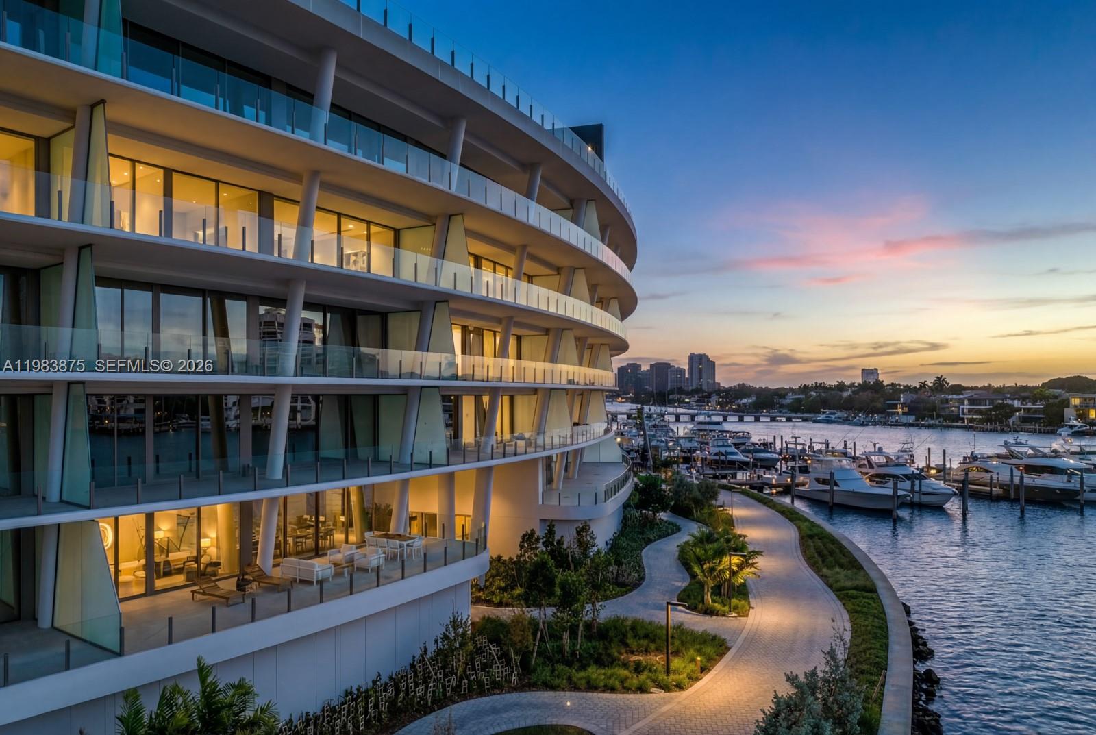 5 Grove Isle Dr #L205 Miami, FL 33133