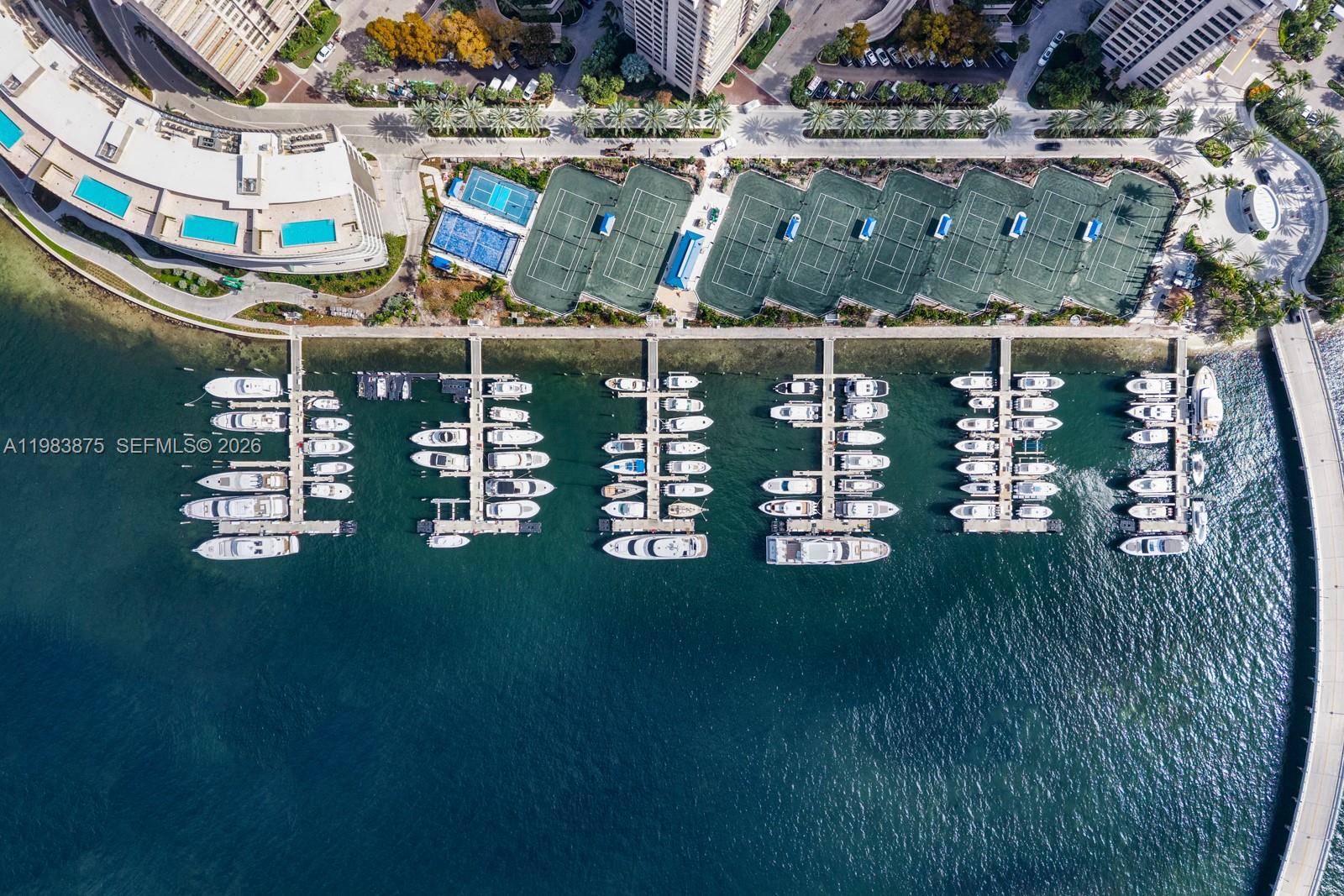 5 Grove Isle Dr #L205 Miami, FL 33133