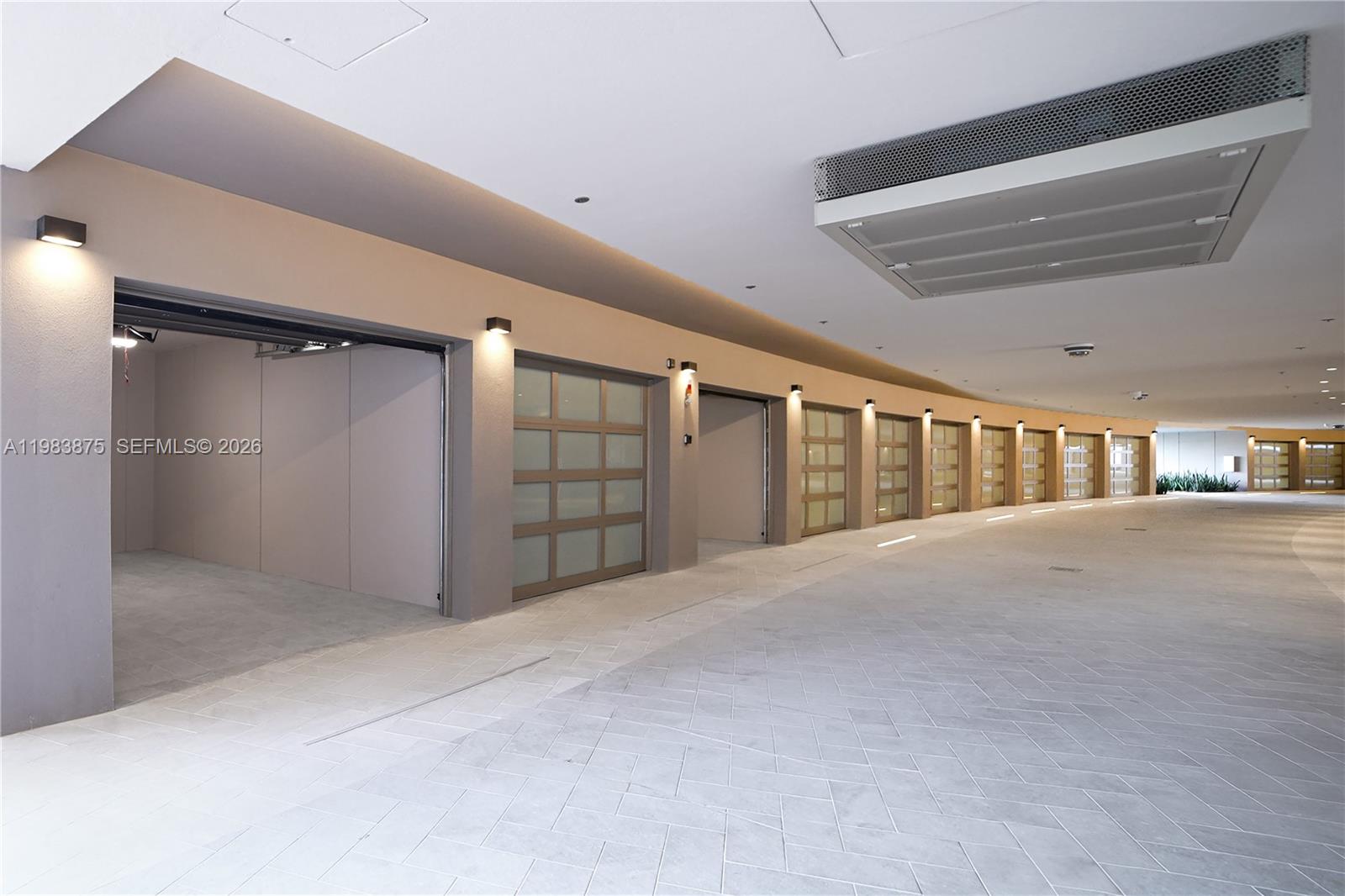 5 Grove Isle Dr #L205 Miami, FL 33133