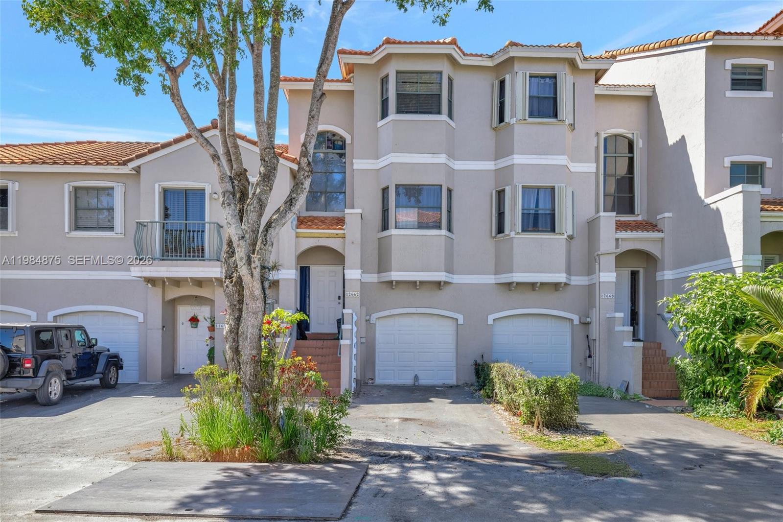 12662 NW 14th St Sunrise, FL 33323