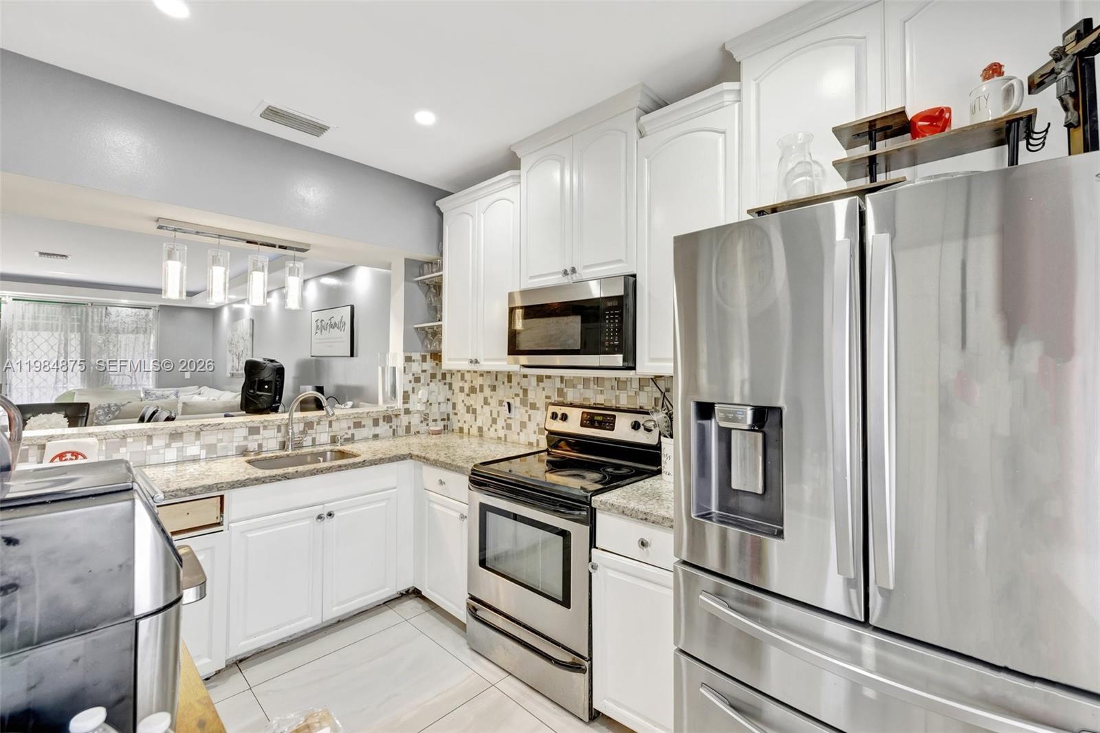 12662 NW 14th St Sunrise, FL 33323