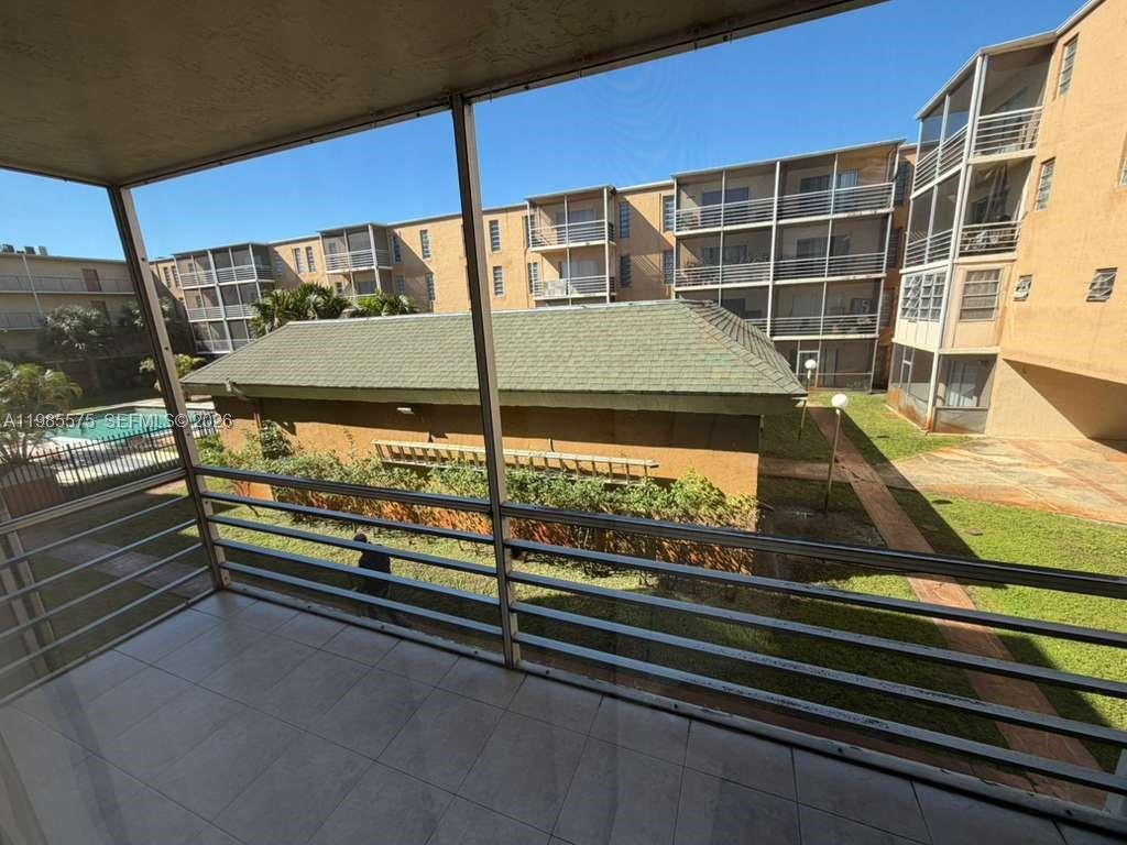 4848 NW 24th Ct #232 Lauderdale Lakes, FL 33313