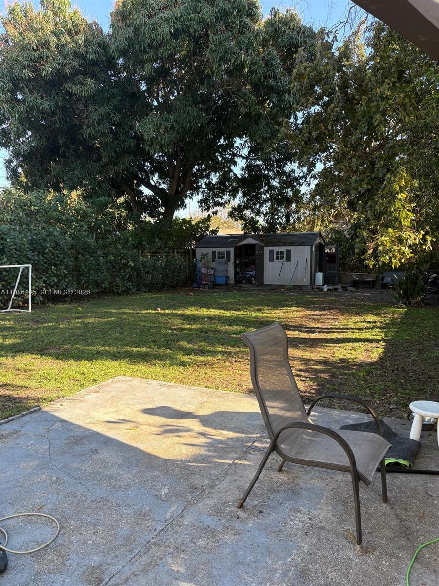 1758 SW 18th St Miami, FL 33145